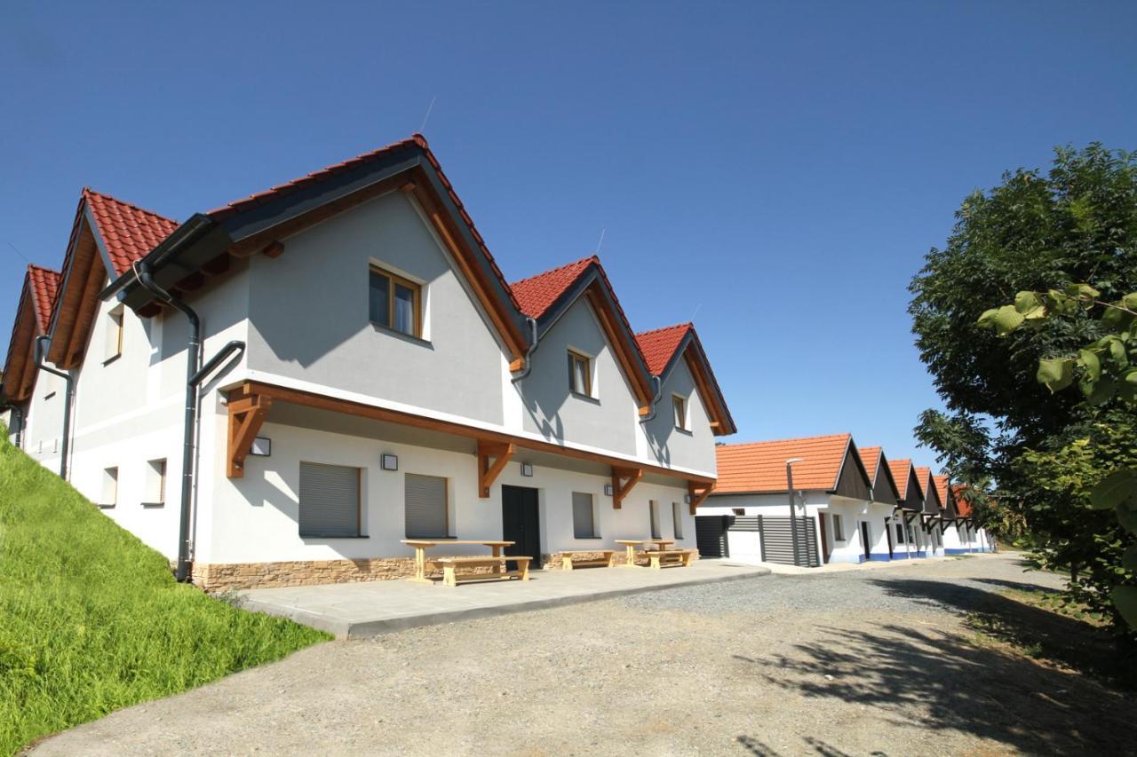 Sklep S Penzionem Kozojidky Esterno foto